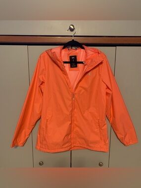Under Armour Hooded Windbreaker Jacket Large Lightweight Athletic Zip Pockets